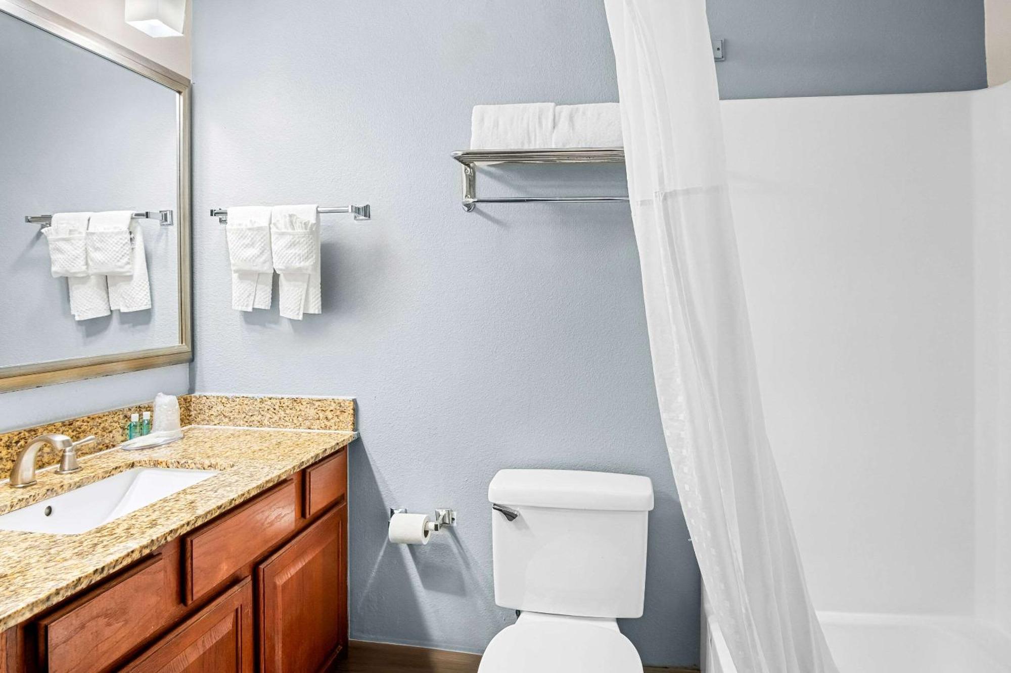 Mainstay Suites Addison-Dallas Экстерьер фото